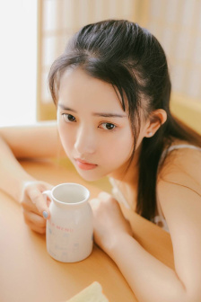 宝宝才三根手指湿成这样